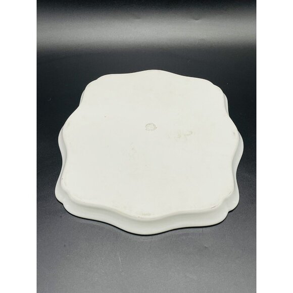 Irice Vintage Vanity Set White w Gold Accent And Applied Floral - Picture 3 of 12